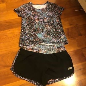 Girls Sketchers set, never worn